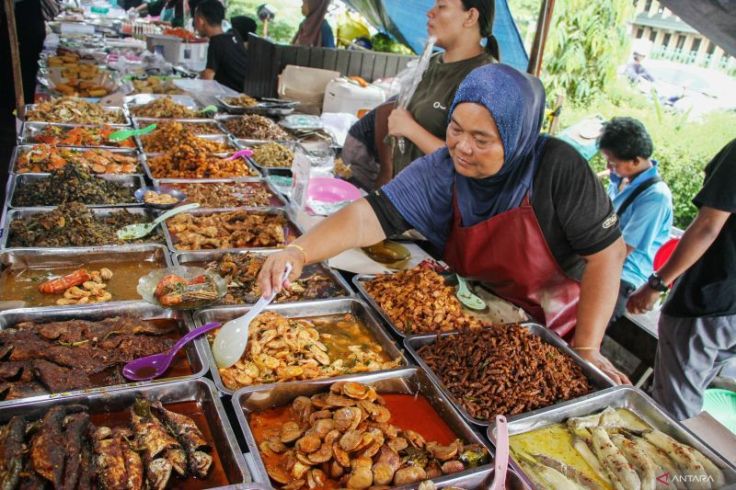 Tips Pilih Makanan Buka dan Sahur agar Tetap Sehat selama Ramadan