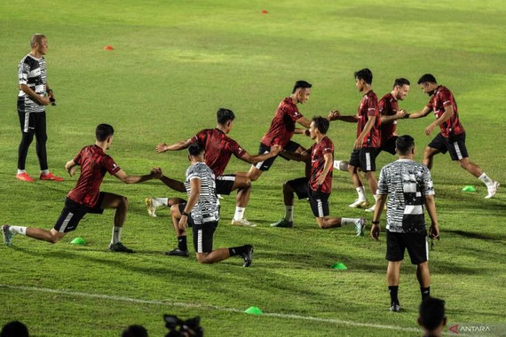 Muhammad Ferarri dan Rachmat Irianto ke Vietnam Susul Timnas