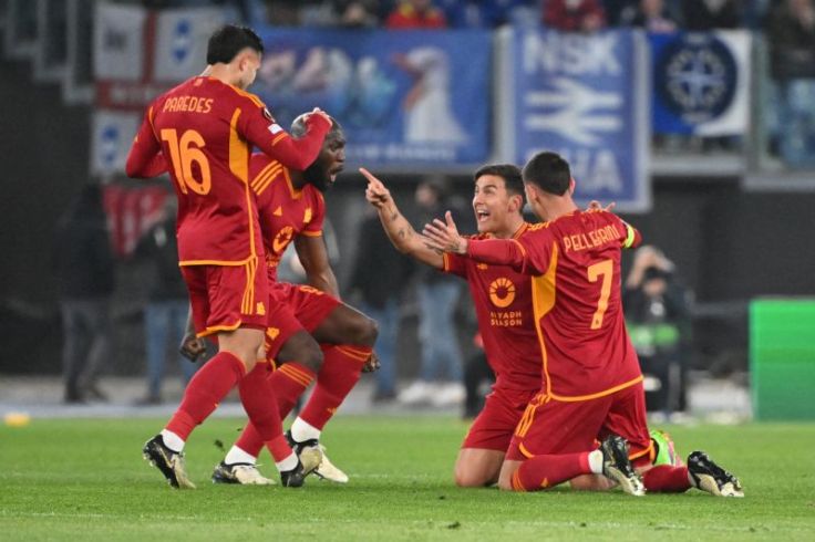 AS Roma Bantai Brighton 4-0, Mantap ke Perempat Final