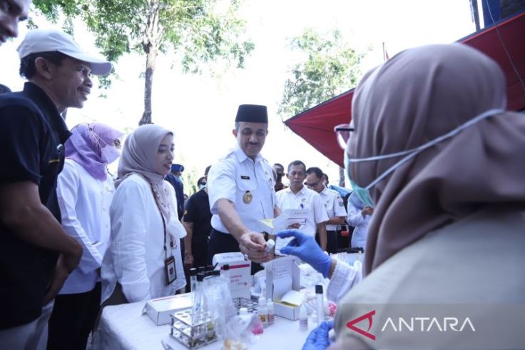 Pemprov DKI Bagikan Takjil Gratis selama Ramadan