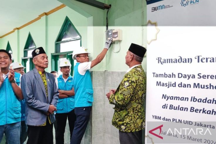 Ramadan Terang, PLN Gratiskan Tambah Daya Listrik Ratusan Masjid di Jakarta