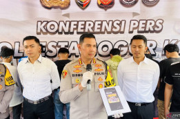 Anggota Gangster Promosikan Judi Online Pakai Instagram Lalu Ditangkap