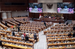 Rapat Paripurna DPR Setujui Baleg Daerah Khusus Jakarta