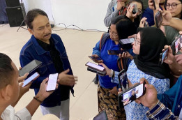 Ketua MK Tegaskan Hakim Konstitusi Dilarang Cawe-Cawe Pembuktian PHPU