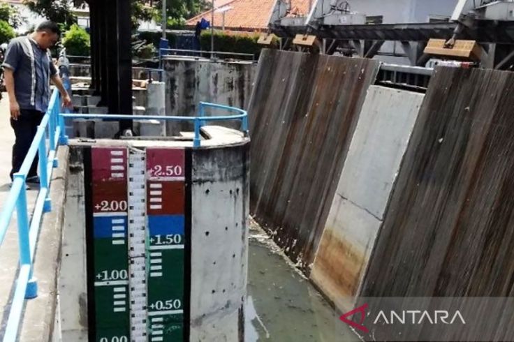 Jakarta Terancam Tenggelam, Pintu Air Pasar Ikan Siaga II