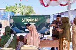 Warga Kepulauan Seribu Berbondong-bondong Tukar Uang Baru