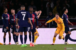 Barcelona Tumbangkan PSG 3-2 di Kandang Lawan