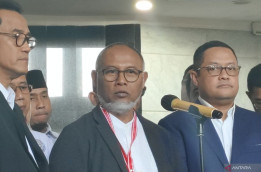 Bambang Widjojanto Tegaskan Tiga Hakim MK Tulis Sejarah Peradaban Demokrasi Indonesia