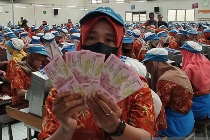 Pemprov DKI Terima 149 Aduan Pelanggaran THR dan Siapkan Sanksi