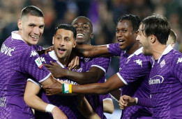 Fiorentina Jaga Asa Lolos Ke Kompetisi Eropa Musim Depan