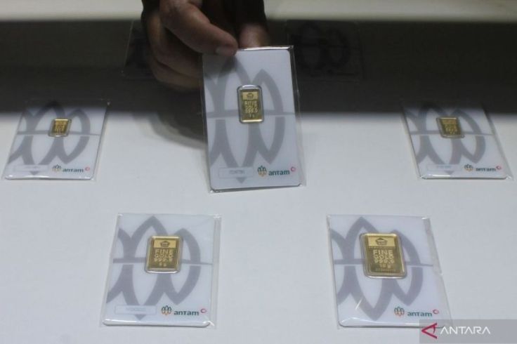 Harga Emas Antam Mulai Turun, Jadinya Rp1,310 Juta Per Gram