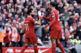 Pelatih Liverpool Nikmati Perburuan Gelar Juara Liga Inggris Musim Ini