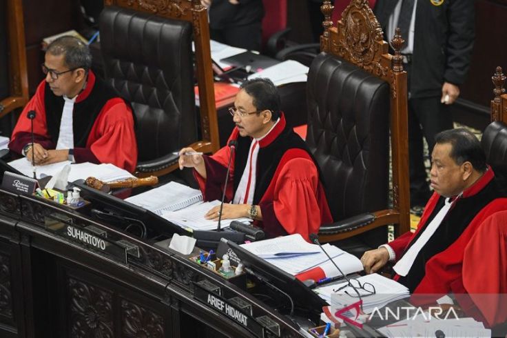 Ketua MK Buka Sidang Putusan PHPU Pilpres 2024 