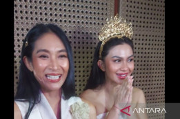 Ariel Tatum dan Happy Salma Ketemu Lagi di Monolog "Mahkota"