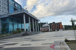  Pemprov Papua Izinkan Salat Idulfitri di Halaman Kantor Gubernur