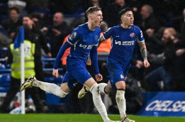 Pelatih Chelsea Ingatkan Cole Palmer Tak Perlu "Pamer" ke Manchester City