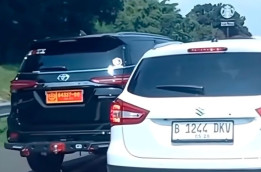 Usai Viral, Pengemudi Fortuner Arogan Sembunyikan Mobil dan Buang Pelat TNI