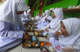 Madrasah di Sukabumi Ini "Curi Start" Program Makan Siang Gratis