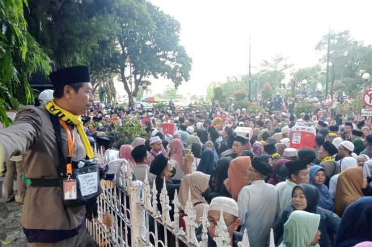 679 Calon Haji Mataram Tiba di Tanah Suci