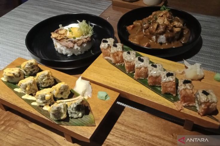 Santap Hidangan Khas Jepang di Restoran Sansho Hotel Kimaya Slipi