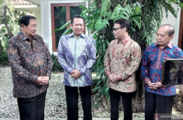 Pimpinan MPR Temui SBY, Ngapain Sih?