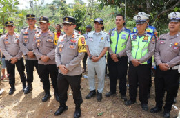 Udara Dingin Kabut Tebal, Bus di Lampung Barat Terjun ke Jurang