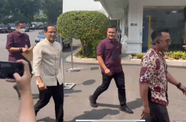 Isu Kenaikan UKT Meresahkan, Presiden Jokowi Panggil Nadiem Makarim