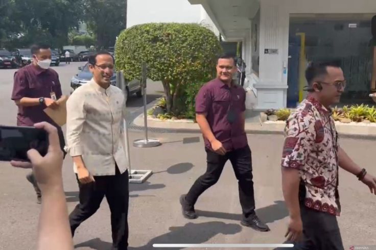 Isu Kenaikan UKT Meresahkan, Presiden Jokowi Panggil Nadiem Makarim