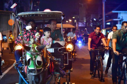 Tak Diundang PDIP, Presiden Jokowi Naik Andong Keliling Malioboro