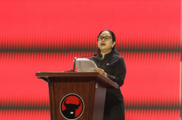 PDIP Desak Pemerintah Turunkan UKT