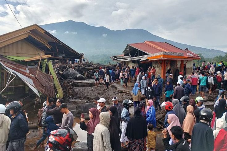 Banjir Bandang Lahar Dingin Marapi Tewaskan 15 Orang