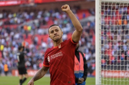 Thiago Alcantara Tinggalkan Liverpool