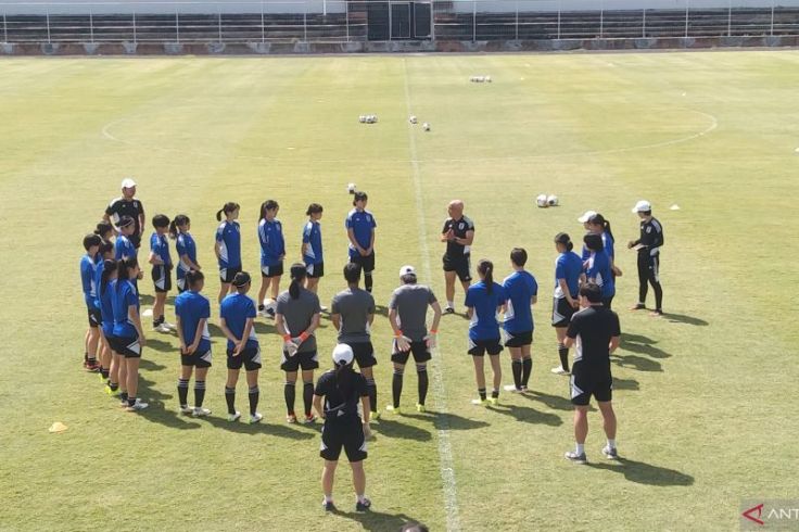 Timnas Jepang Putri U-17 Rasakan Teriknya Matahari di Bali