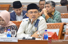 DPR Evaluasi Jemaah Haji Tak Penuhi Standar