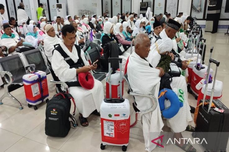 Kloter Terakhir Embarkasi Solo Berangkat ke Tanah Suci