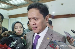 DPR Minta PPATK Ungkap Anggota Dewan yang Main Judi Online