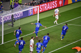 Pelatih timnas Italia Sanjung Timnya Perjuangankan Imbang Lawan Kroasia