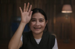 Prilly Tampil dengan Wajah Berjerawat dan Behel Gigi dalam Film "Bolehkah Sekali Saja Kumenangis"