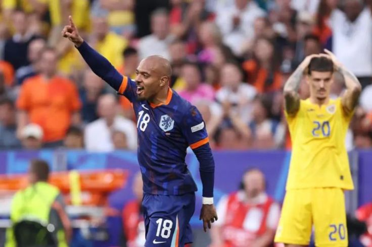 Bungkam Rumania 3-0, Belanda ke Perempat Final