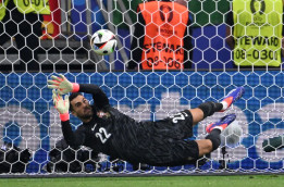 Main Imbang 0-0 Vs Slovenia, Timnas Portugal Melaju ke Perempat Final