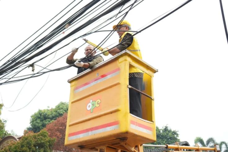 Kerap Makan Korban, Pemprov DKI Gunting 10.000 Km Kabel Fiber Optik Semerawut