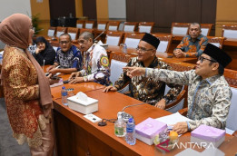 Mengejutkan! Anggota DPR RI Ini Beberkan Alasan Bentuk Pansus Angket Haji