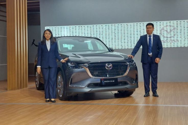 Mazda Beberkan Keistimewaan SUV Terbaru CX-60 Pro di GIIAS 2024