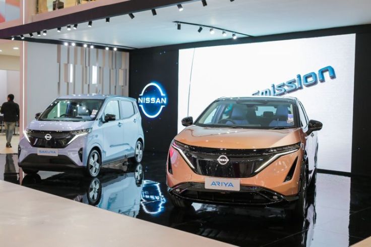 Nissan Pamerkan Dua Mobil Listrik di GIIAS 2024