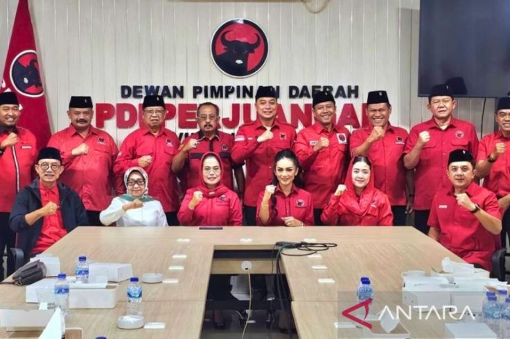 Selain Krisdayanti, Berikut Tujuh Pasangan Kader PDIP yang Berlaga di Jawa Timur