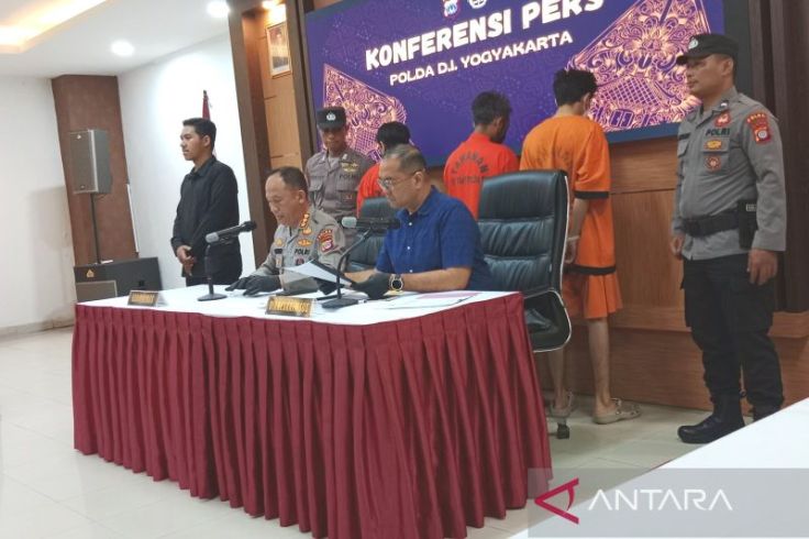 Polisi Bekuk Enam Influencer Judi Online di Yogyakarta