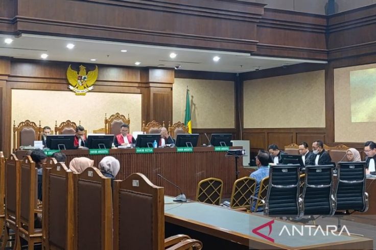 Terdakwa Korupsi Garuda Minta Bebas karena Kangen Keluarga