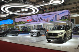 Ungkap Keunggulan Tiga Mobil Hybrid Suzuki