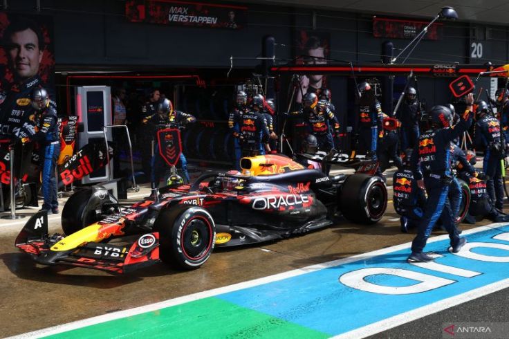 Max Verstappen Puji Timnya saat Raih P2 di Silverston