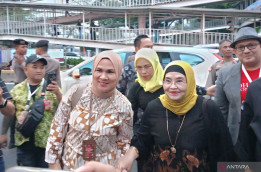 Eks Menkes Siti Fadilah Dukung Dharma-Kun